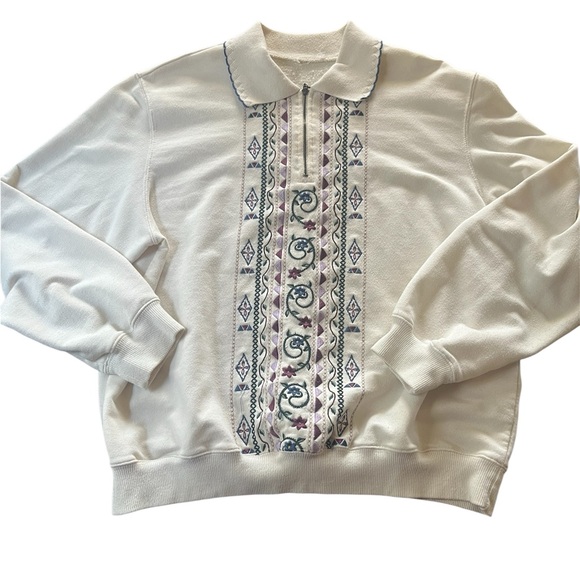 Vintage Embroidered Quarter Zip Sweatshirt Cream Collard Pull Over